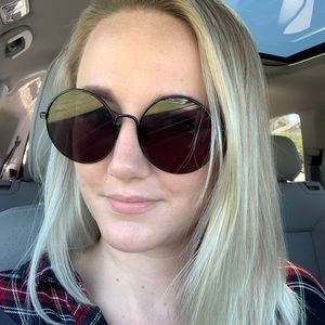 Meet your Posher, Miranda